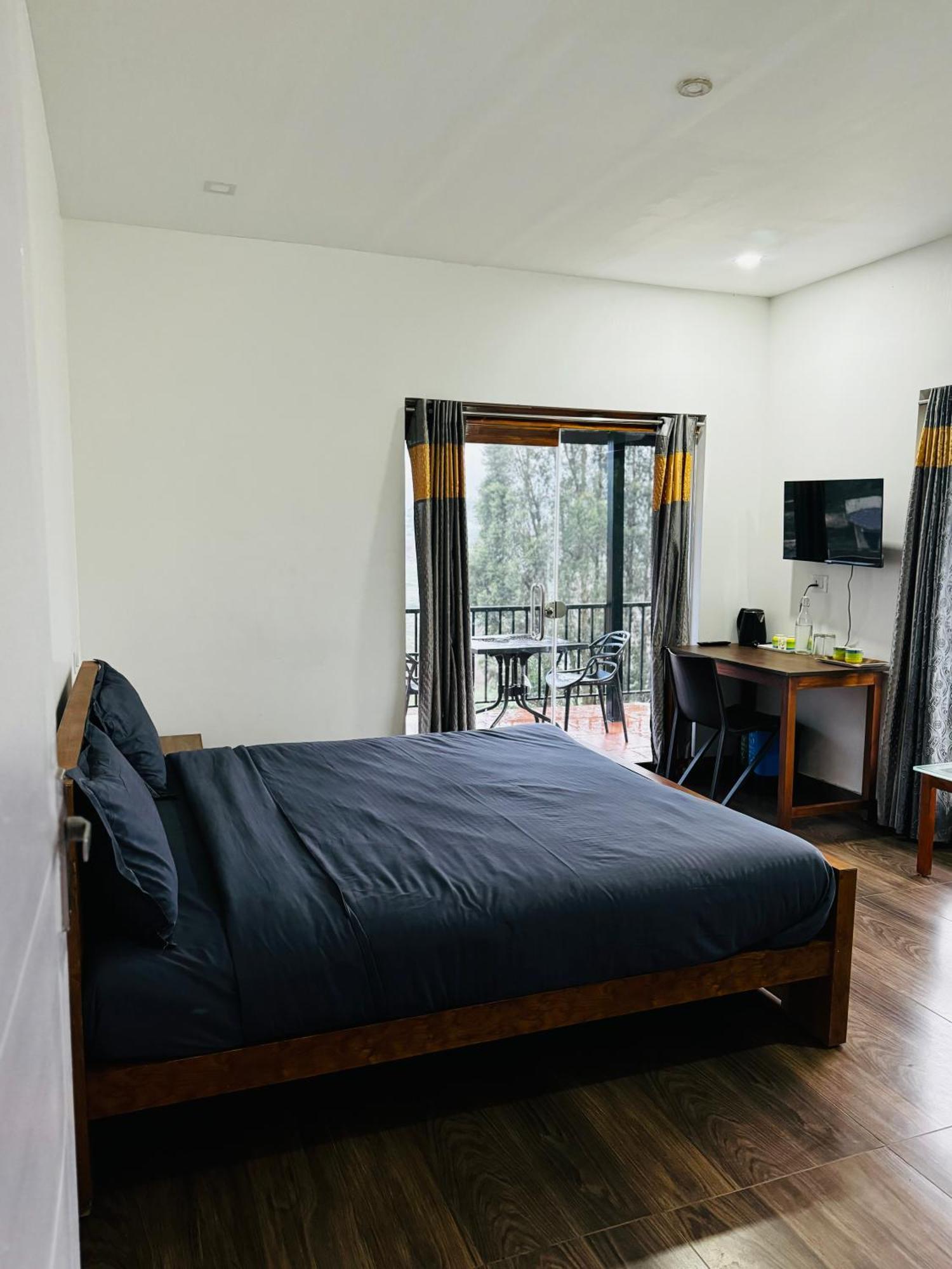 The Wooden Springs Bed & Breakfast Ooty Exterior photo